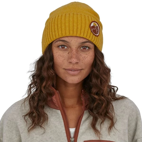 PATAGONIA BRODEO BEANIE SLOW GOING PATCH CABIN GOLD 23 2 PATAGONIA BRODEO BEANIE SLOW GOING PATCH CABIN GOLD 23 - Image 2
